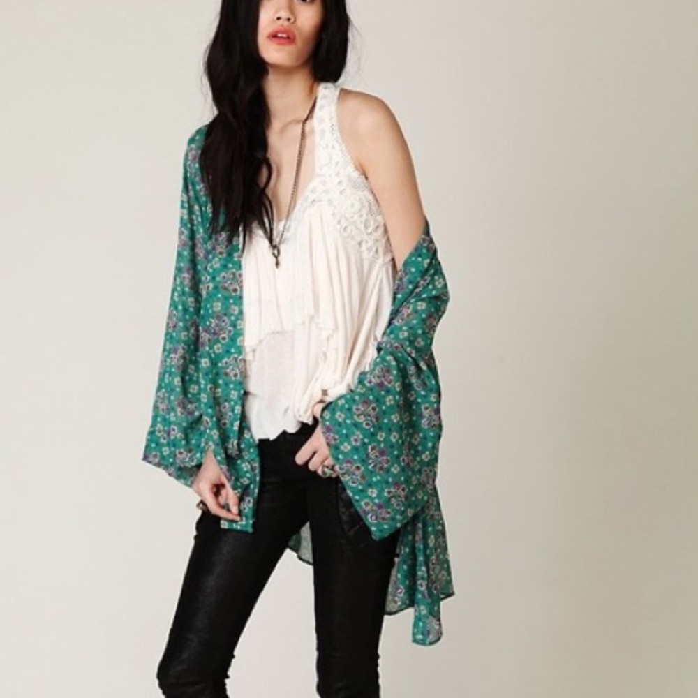 Airy bohemian kimono